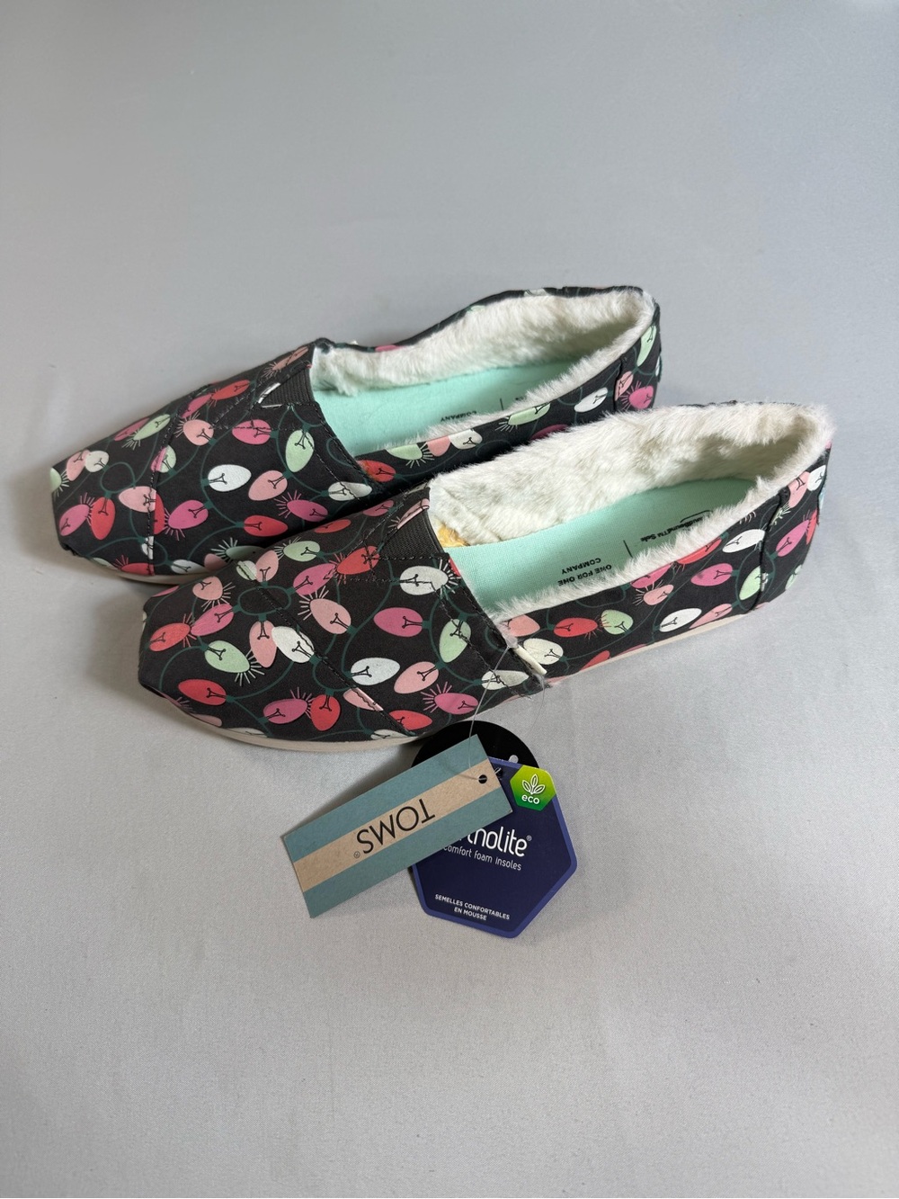 TOMS Alpargata Glow In The Dark Christmas Lights Faux Fur Slip Ons W7 NWT